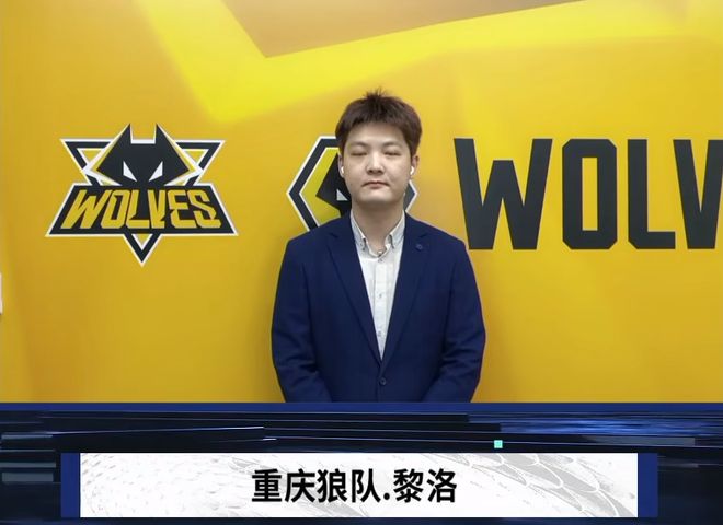 以某右投A 以某右投A